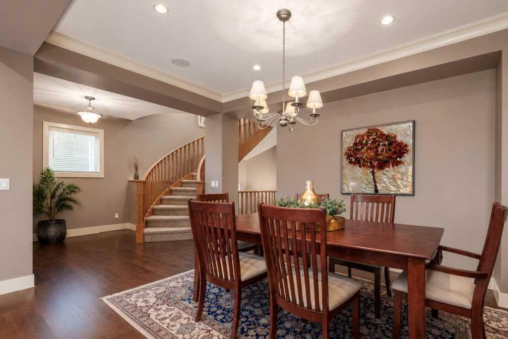 24 Aspen Meadows Green SW — photo 4