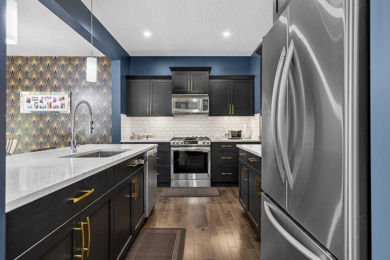 35 Copperleaf Crescent SE — photo 3