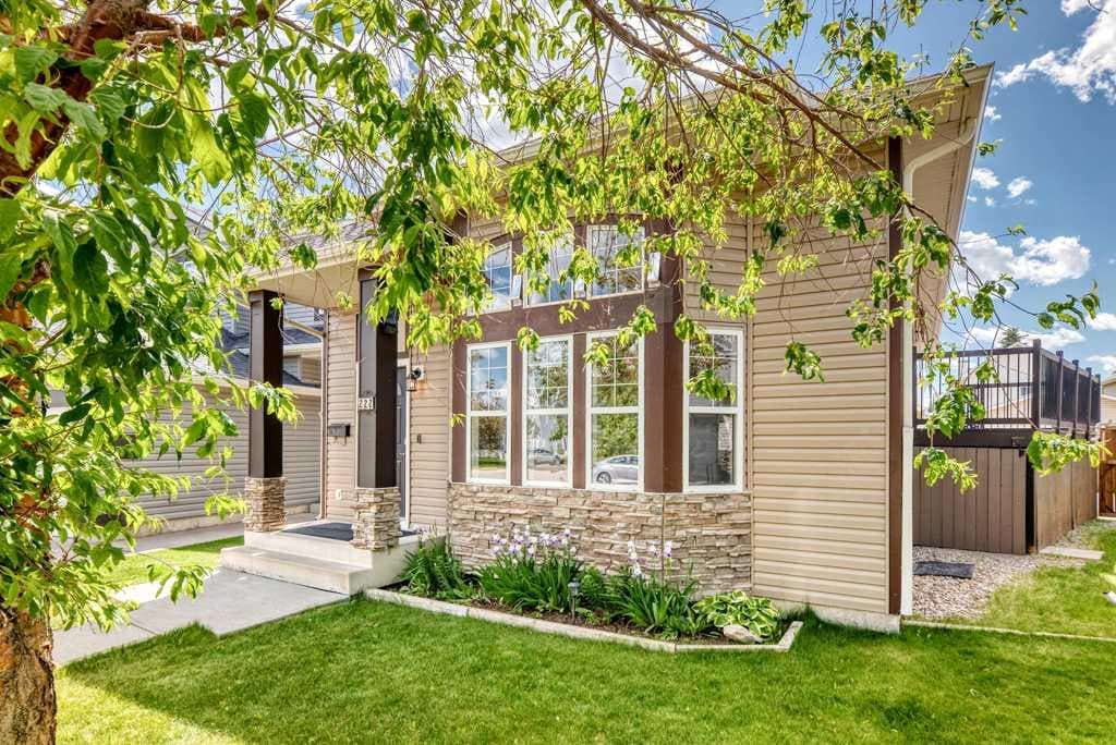 222 Covewood Close NE — photo 3