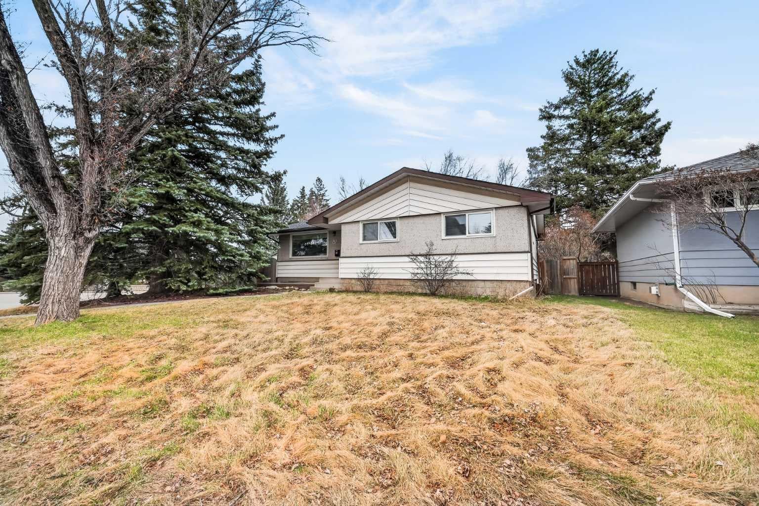 81 Westminster Drive SW — photo 2