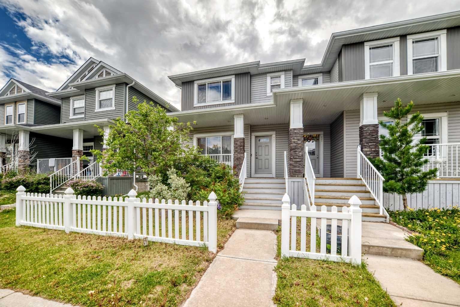 17 Redstone Common NE — photo 1