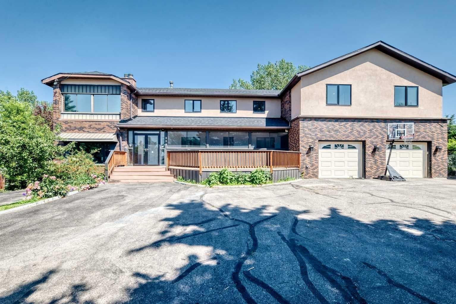 884 EAST CHESTERMERE Drive — photo 3