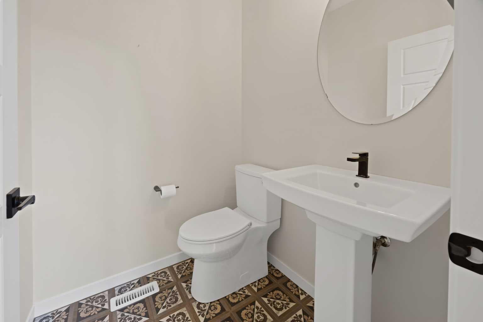 229 Calhoun Crescent NE — photo 5