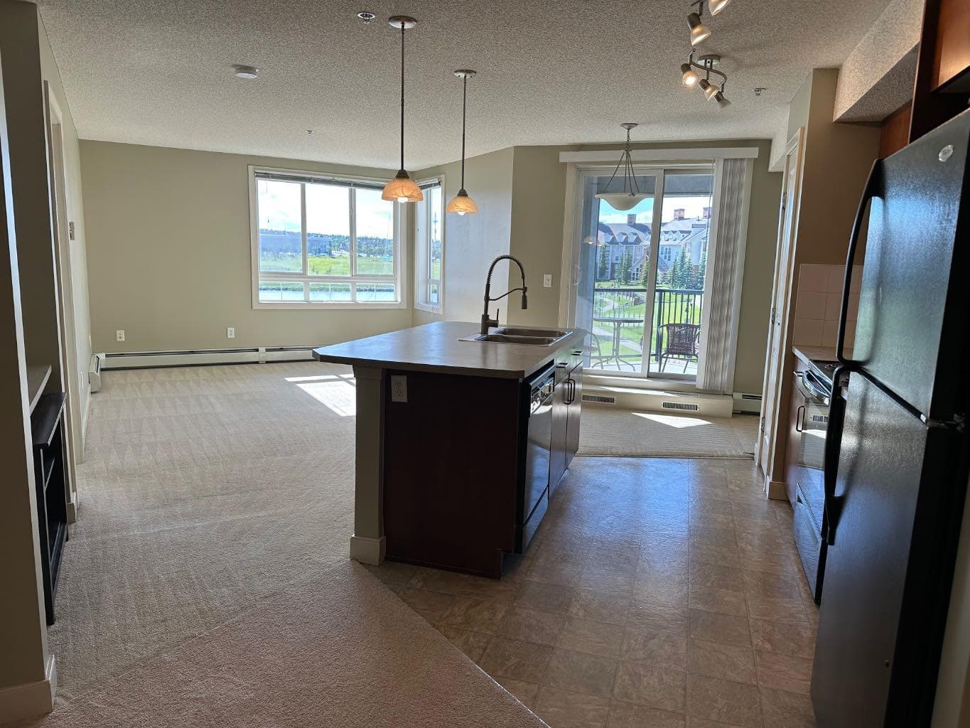 307, 108 Country village Circle NE — photo 2