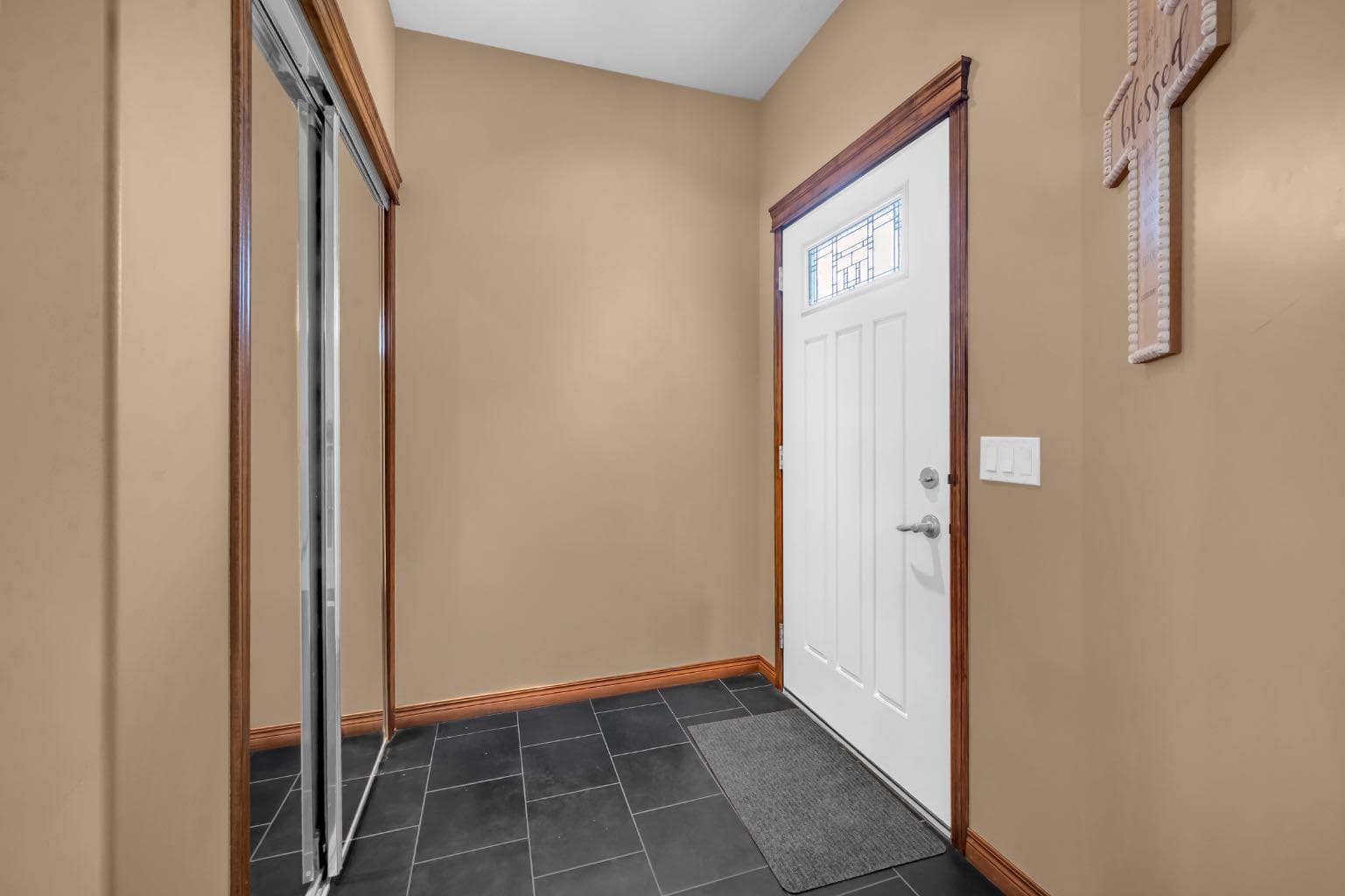 1011 Kings Heights Road SE — photo 5