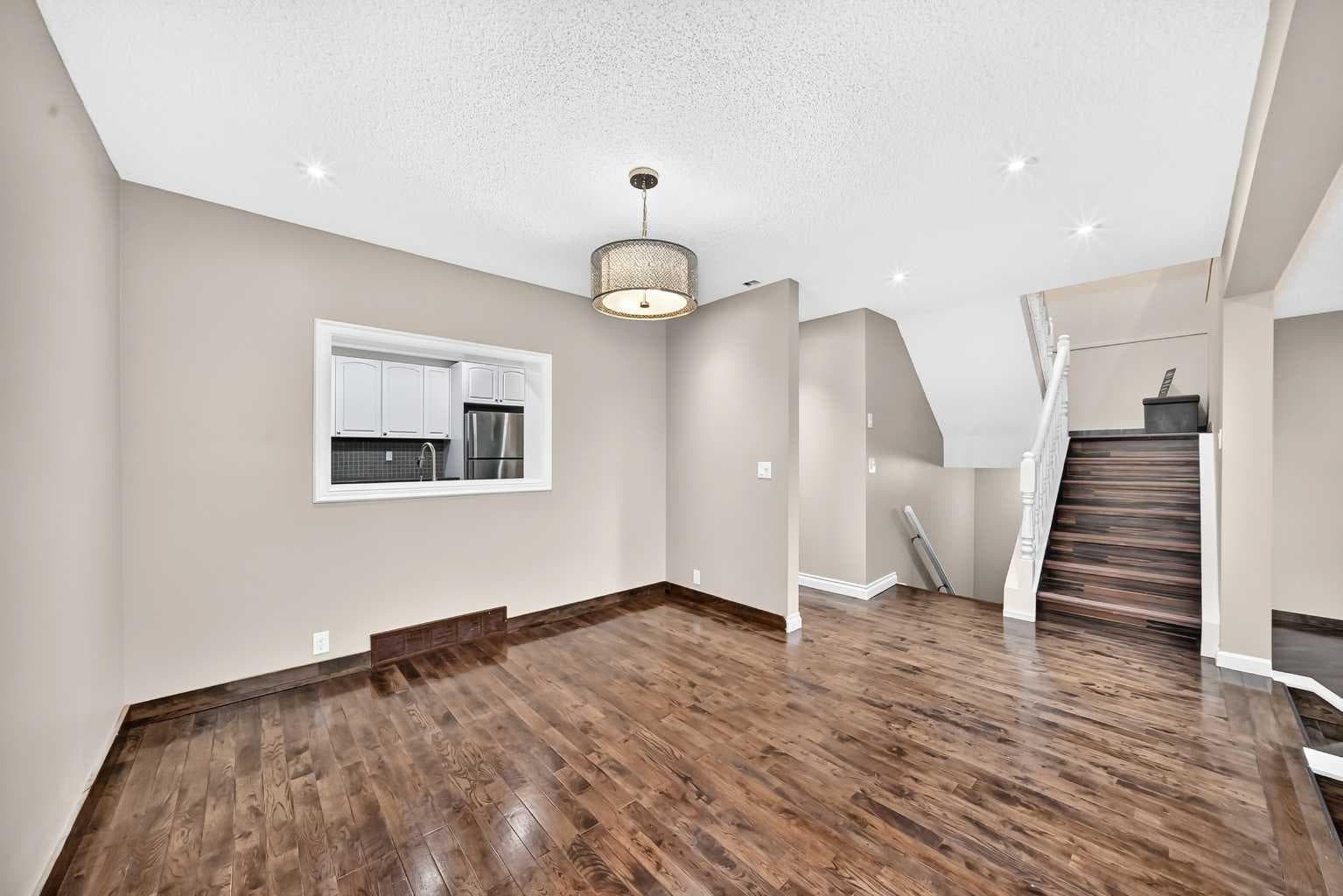 25, 448 Strathcona Drive SW — photo 5
