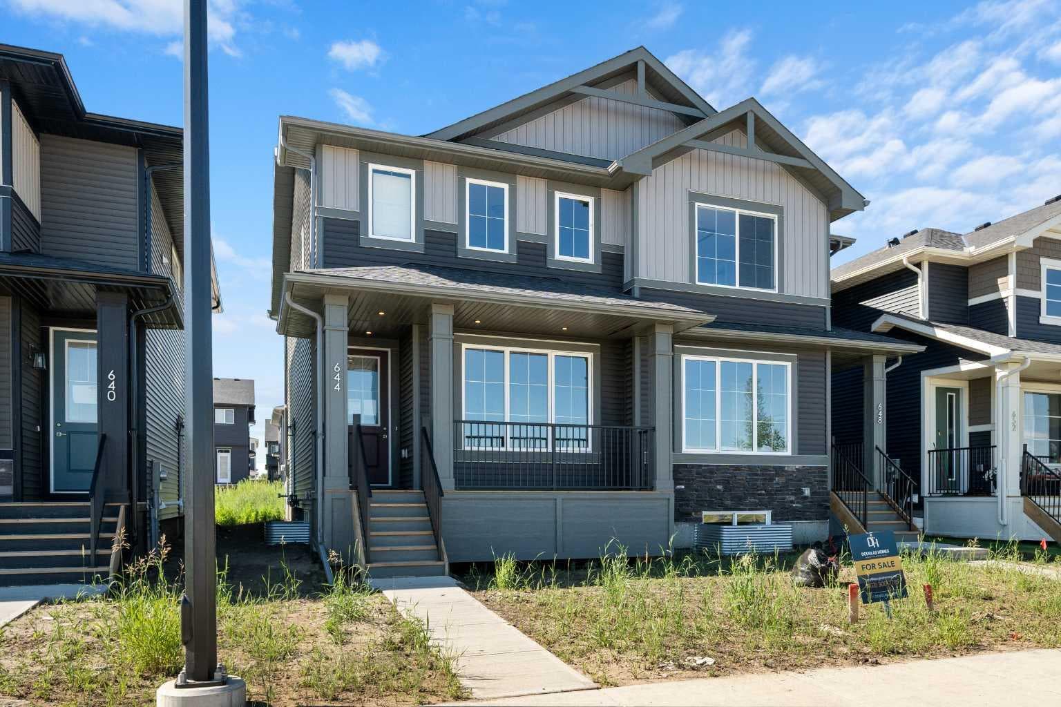 644 Sora Boulevard SE — photo 1