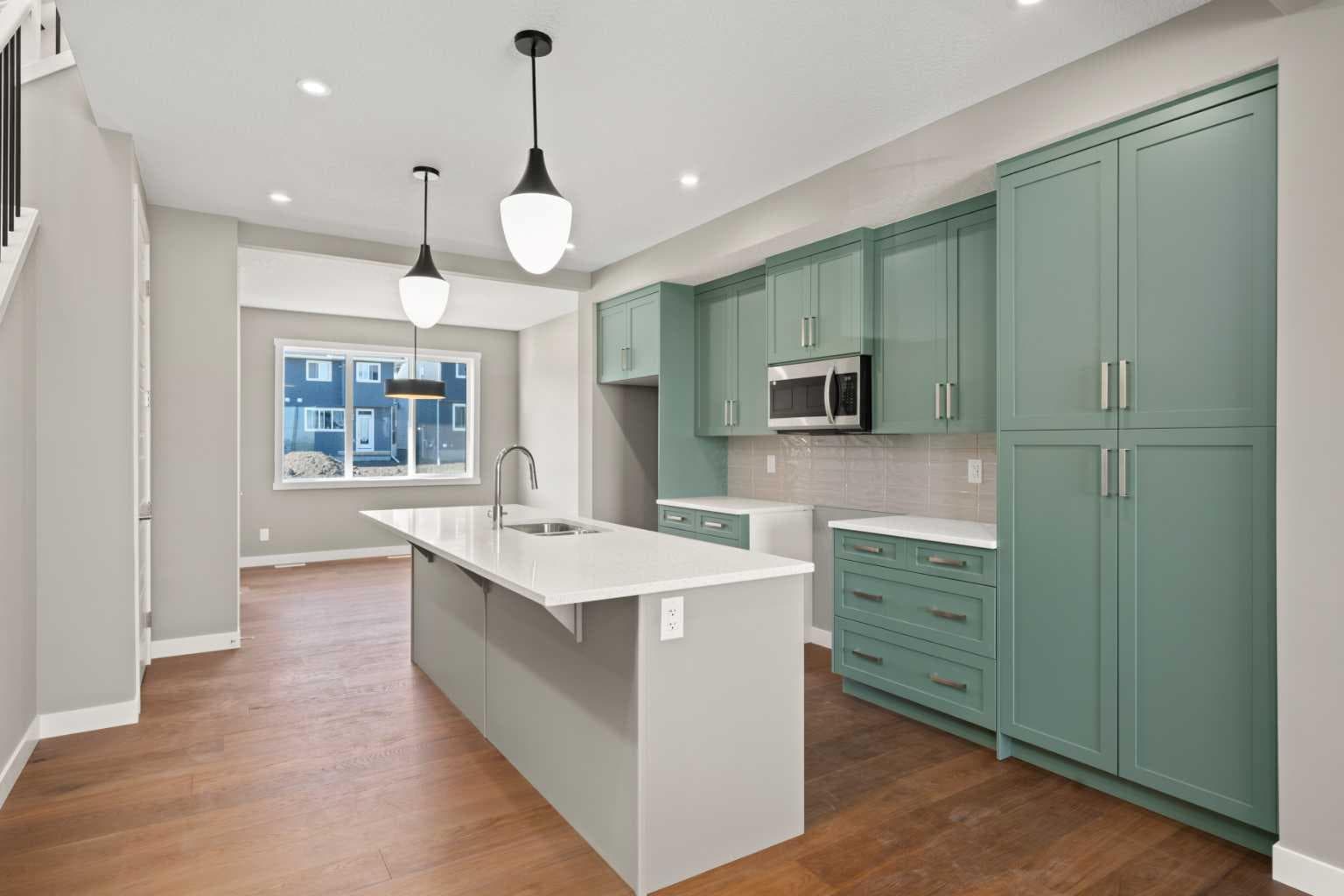 644 Sora Boulevard SE — photo 2