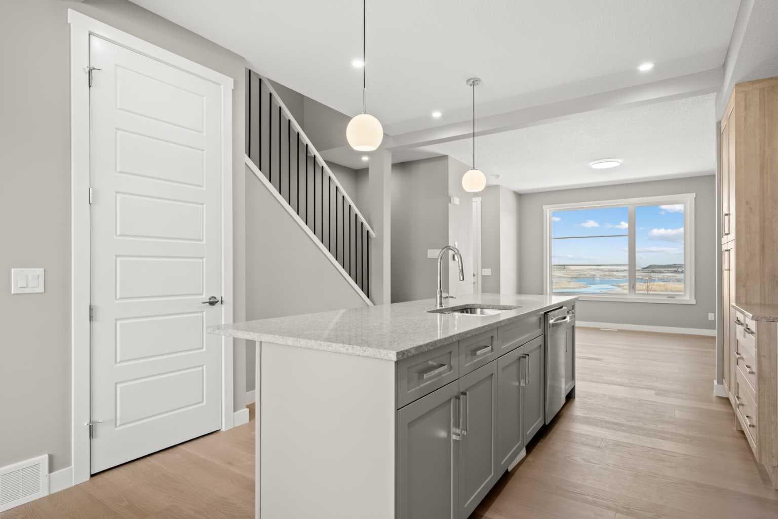 656 Sora Boulevard SE — photo 4