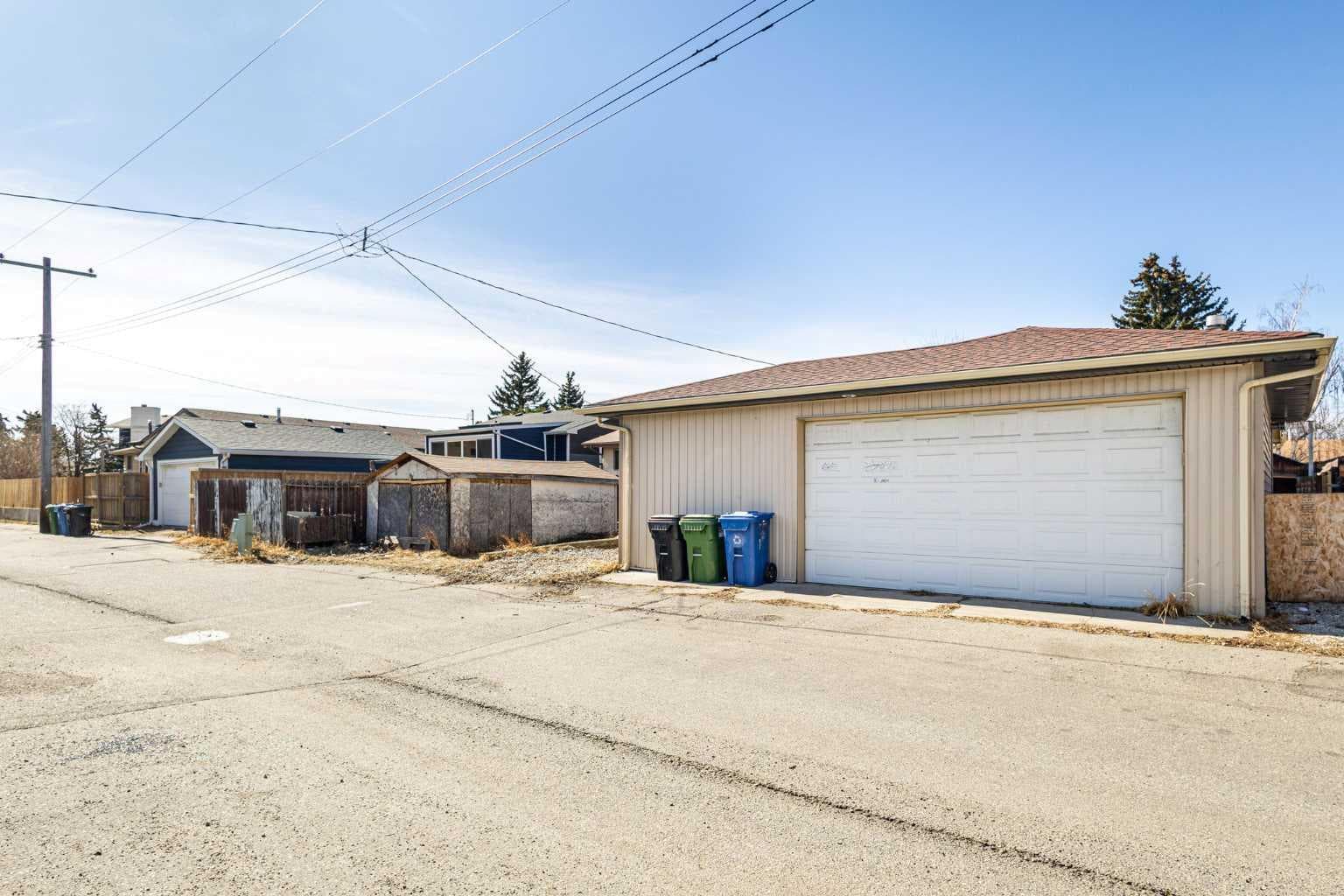 268 Madeira Place NE — photo 4