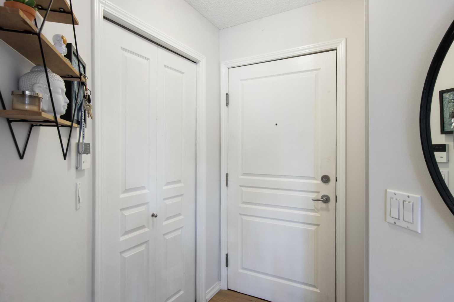 140, 22 Richard Place SW — photo 2