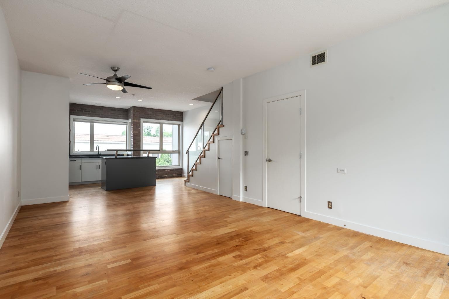 213, 118 8 Street NE — photo 4