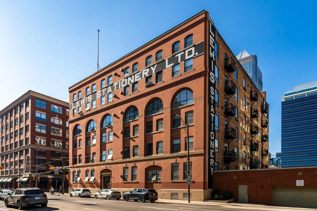 603, 240 11 Avenue SW — photo 1
