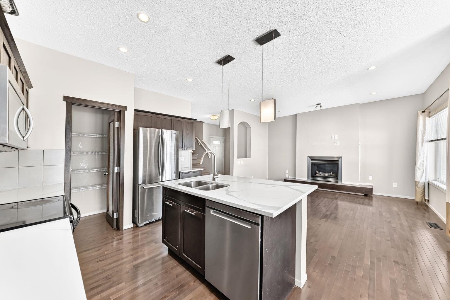 277 Saddlecrest Way NE — photo 5