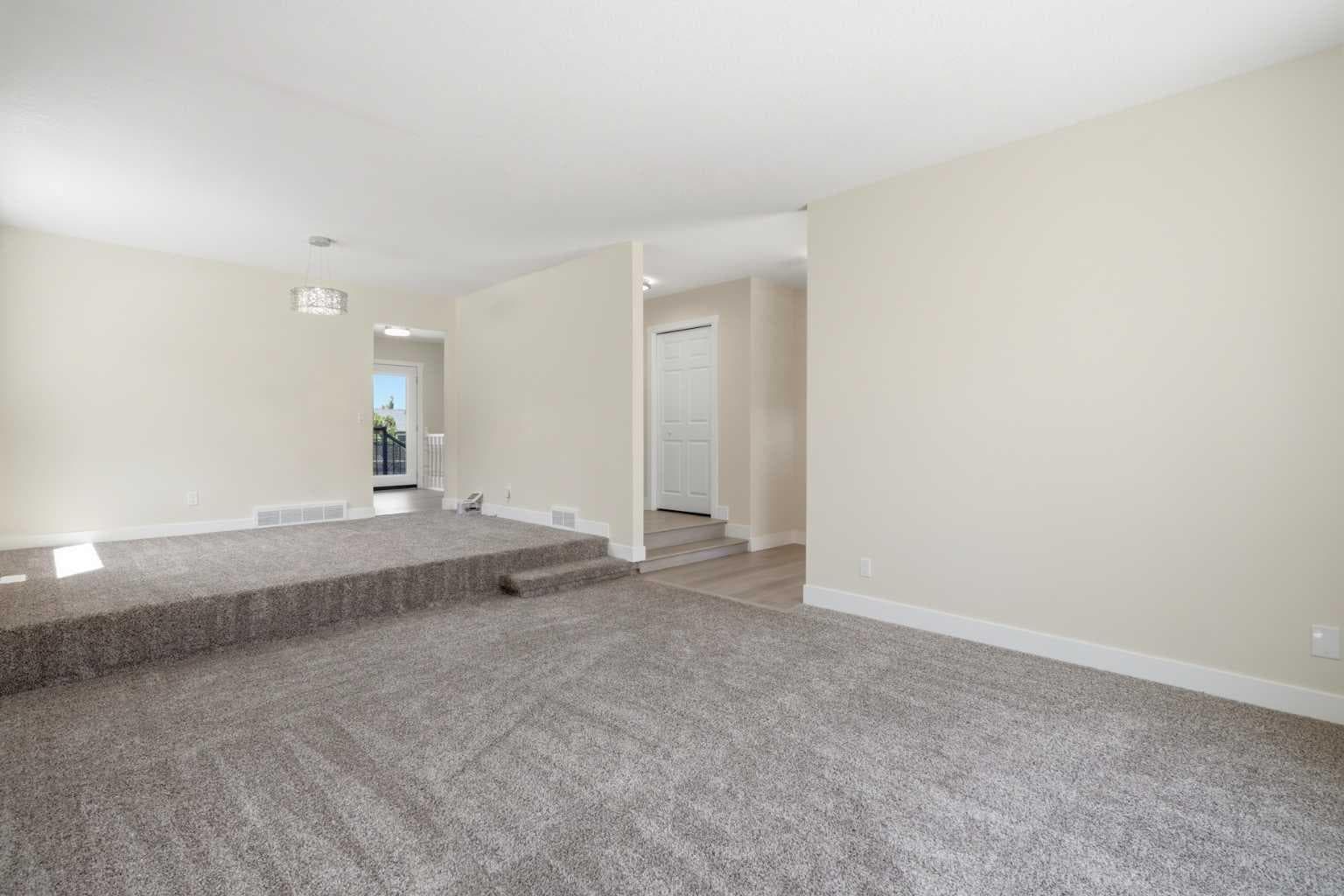 43 Beaconsfield Place NW — photo 3