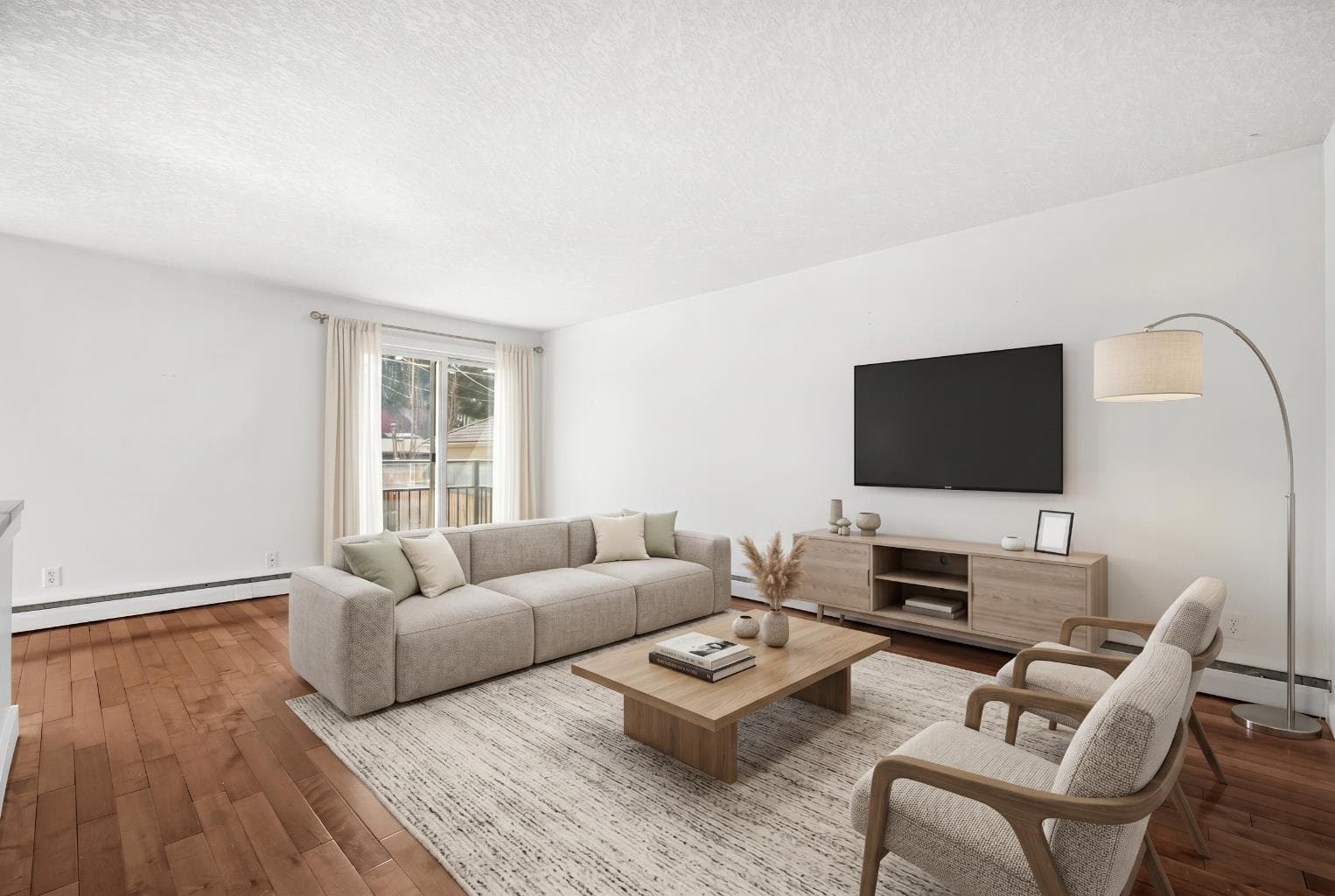 7, 2110 15 Street SW — photo 4