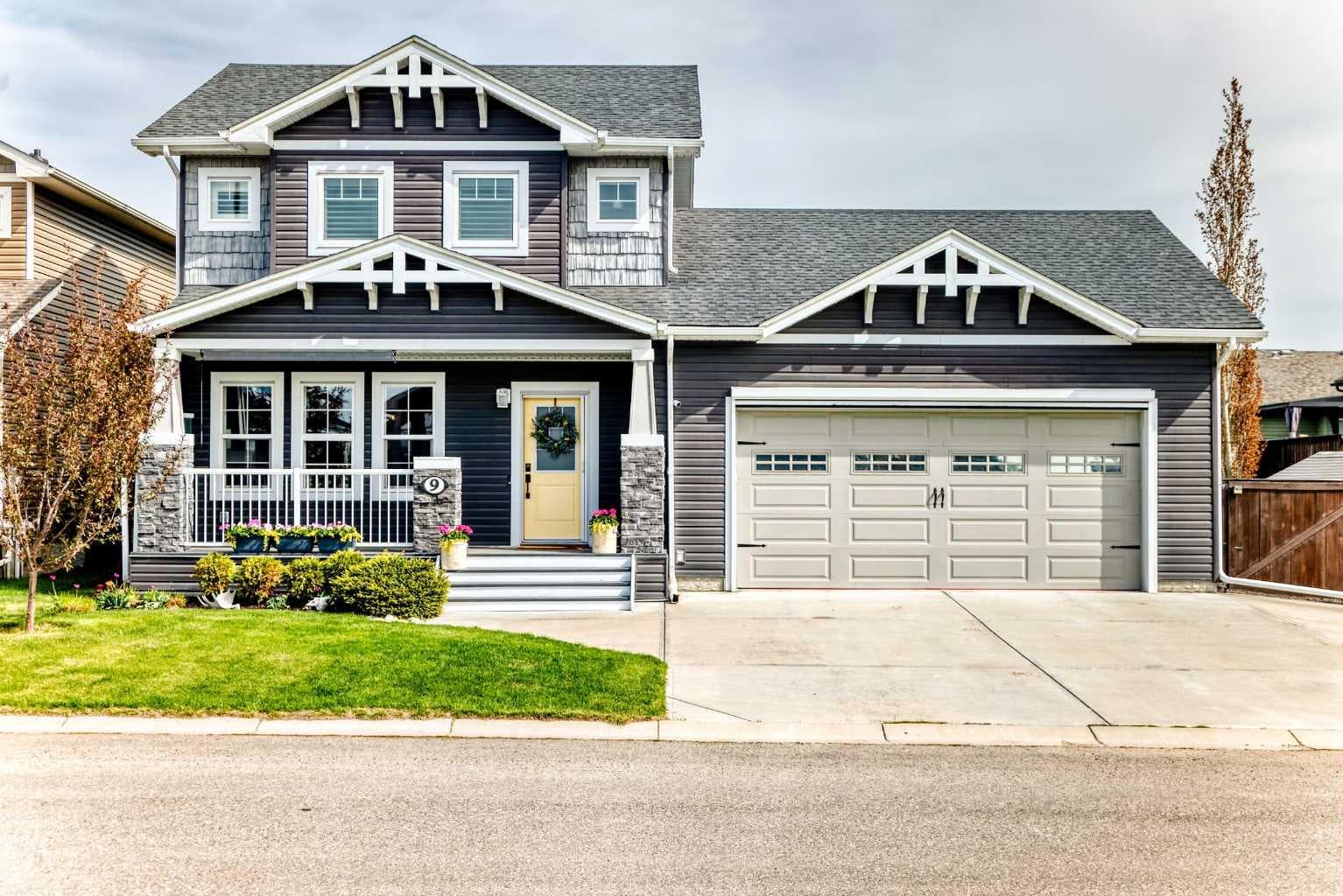 9 Bethune Way — photo 1