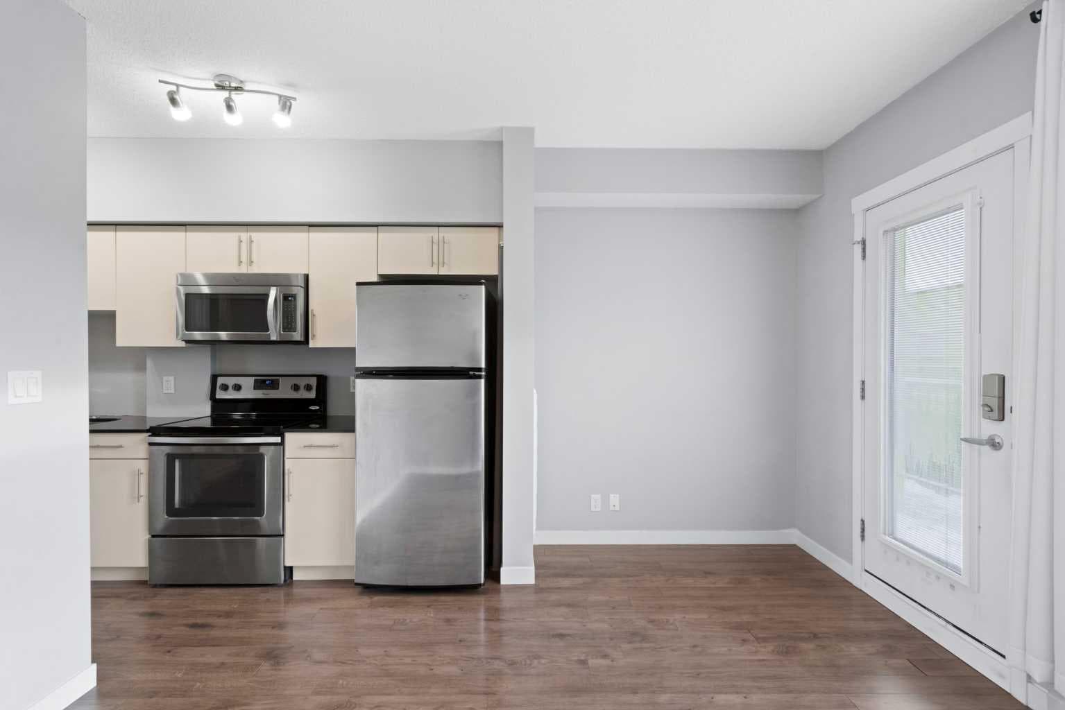 402, 1740 9 Street NW — photo 5