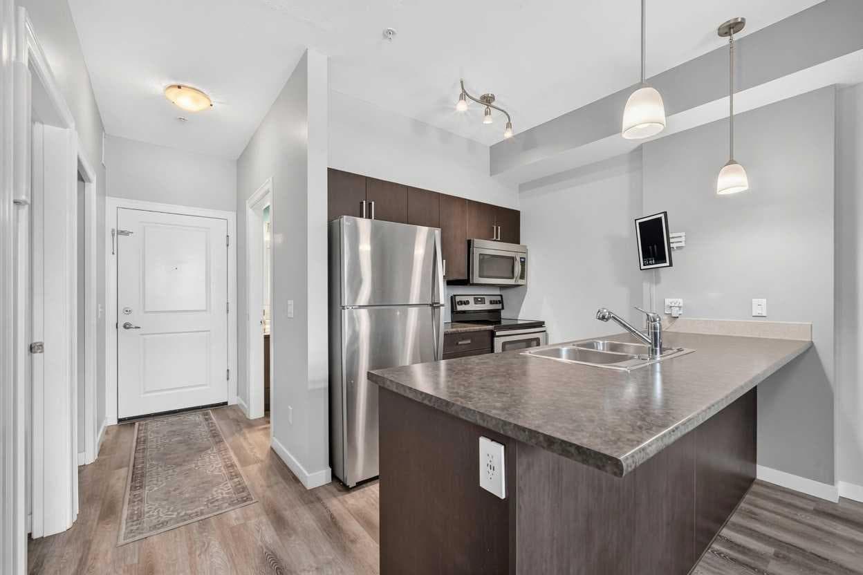101, 117 Copperpond Common SE — photo 5