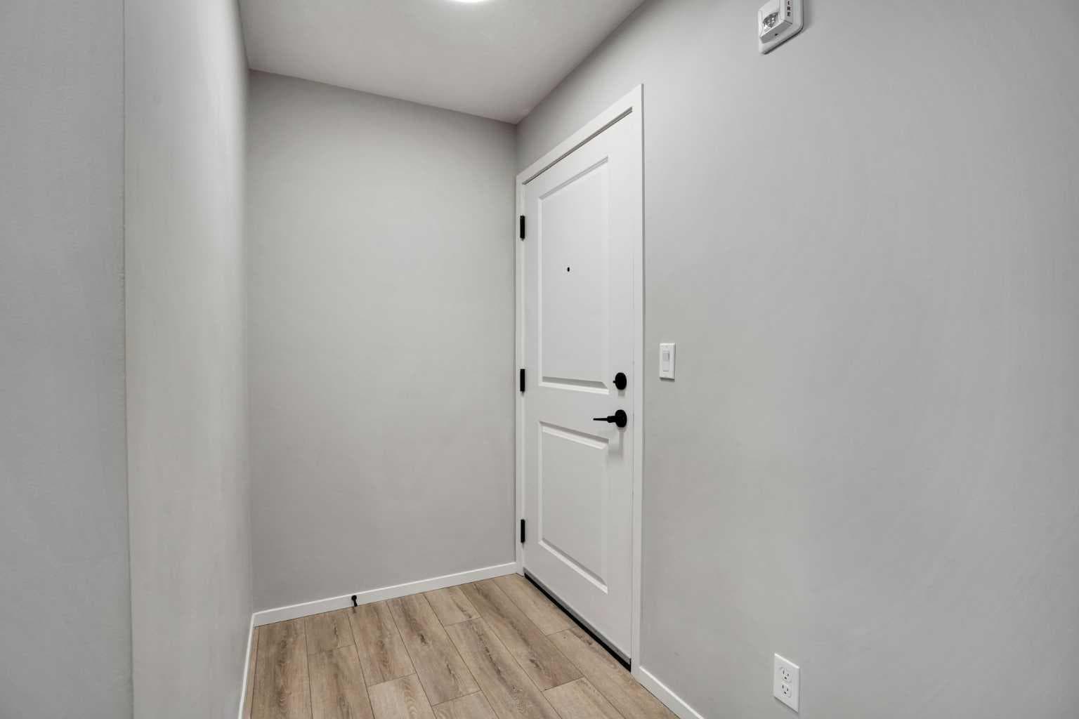 210, 140 Mahogany Street SE — photo 4