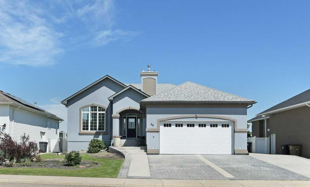 96 Greystone Close E — photo 1