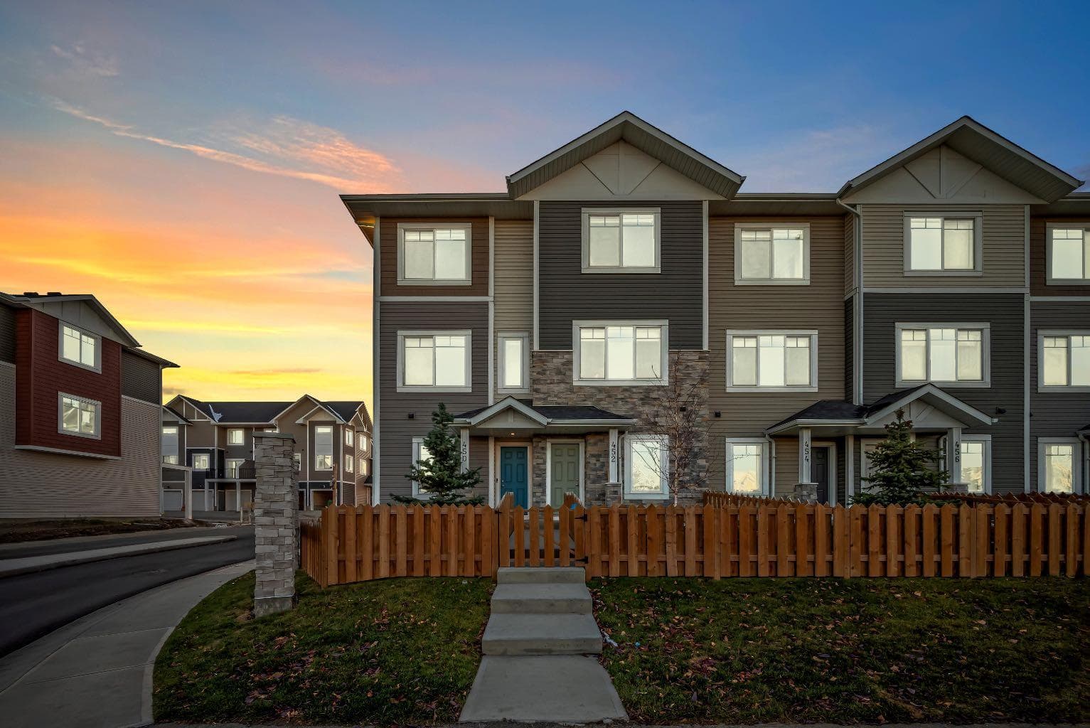 450 Canals Crossing SW — photo 3