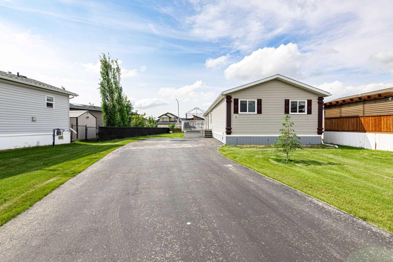 98, 15 Mackenzie Ranch Way — photo 2