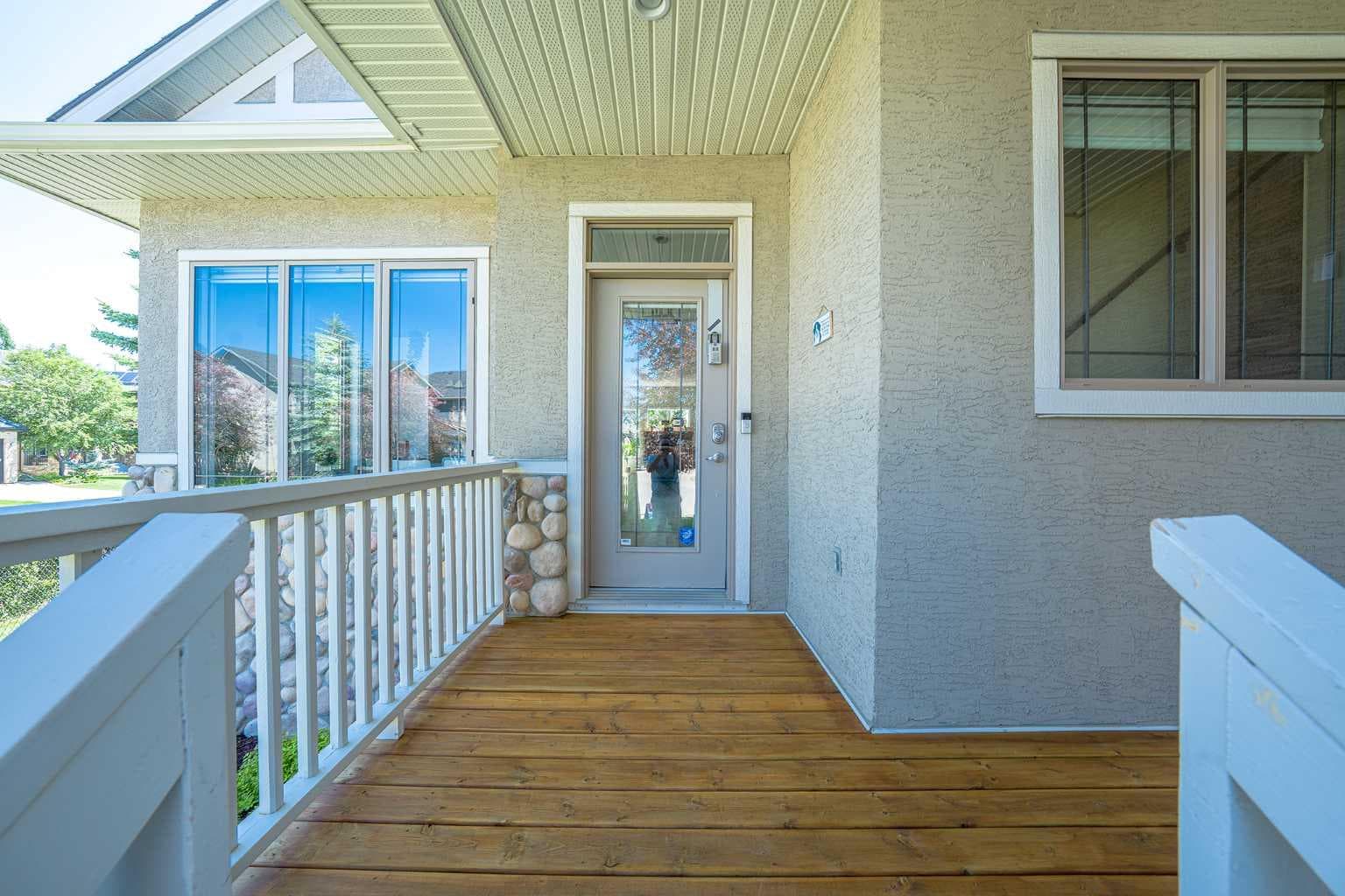 2 Discovery Ridge Heights SW — photo 4
