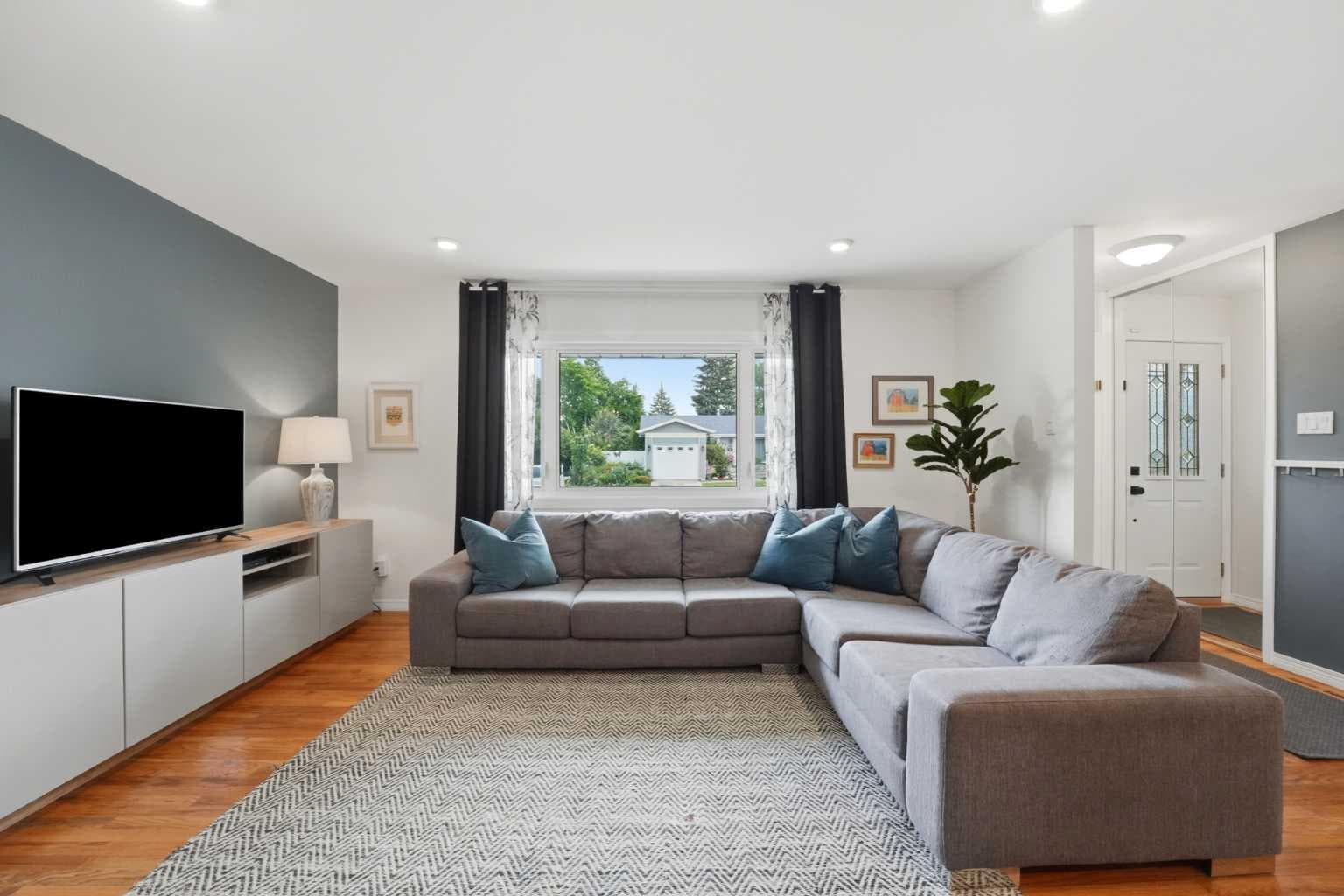 28 Macfarlane Avenue — photo 3