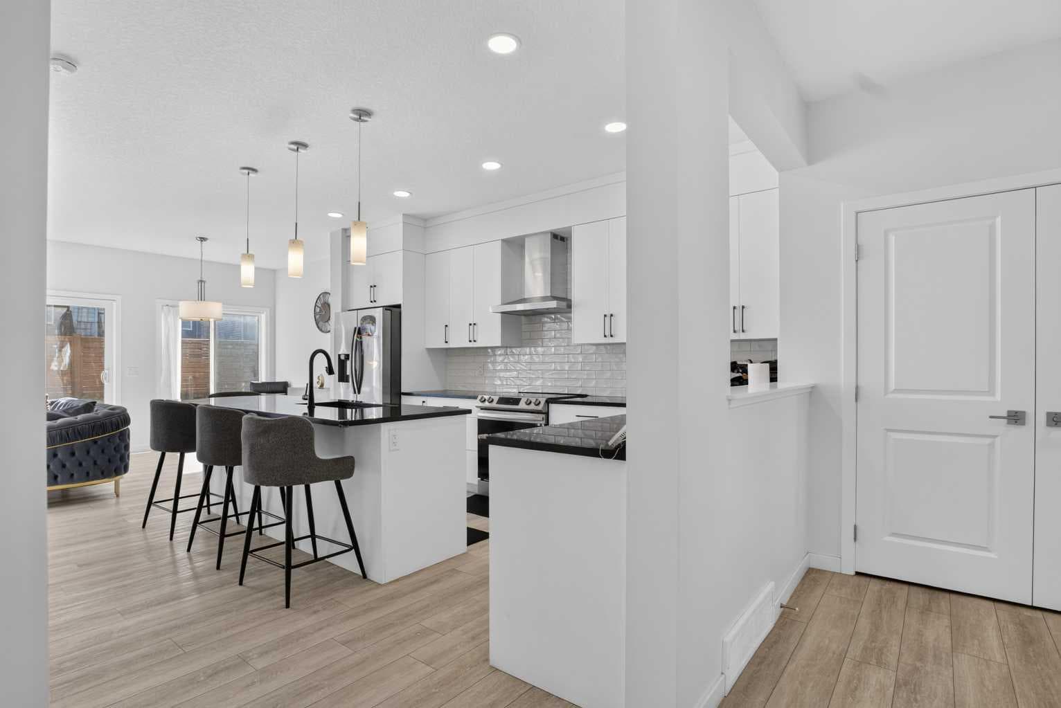 274 Lucas Place NW — photo 5