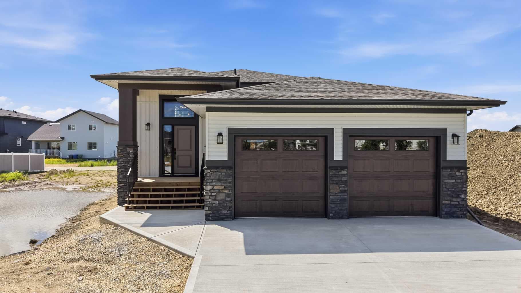 46 Tagish Avenue — photo 3
