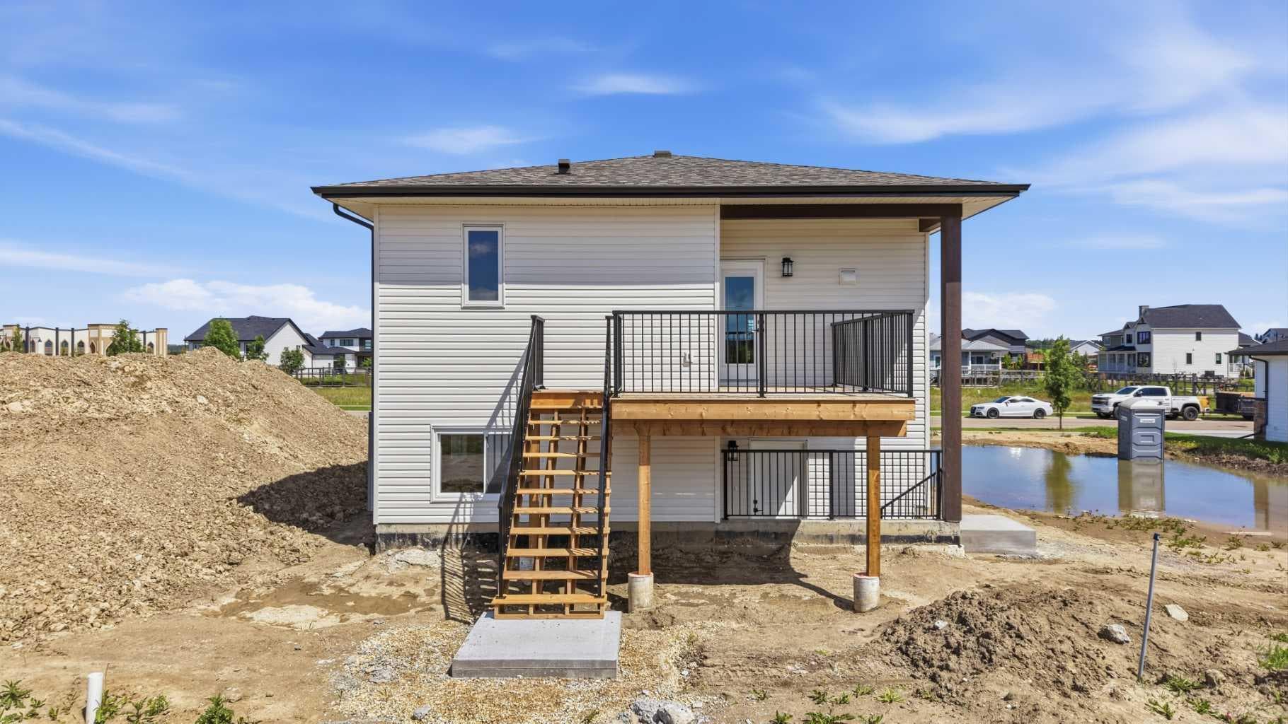 46 Tagish Avenue — photo 4