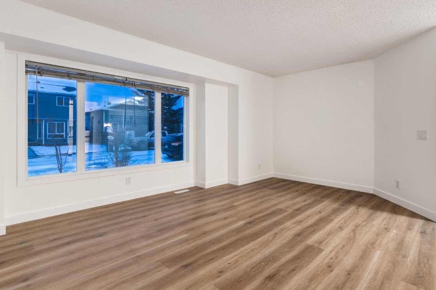 33 Martindale Court NE — photo 5