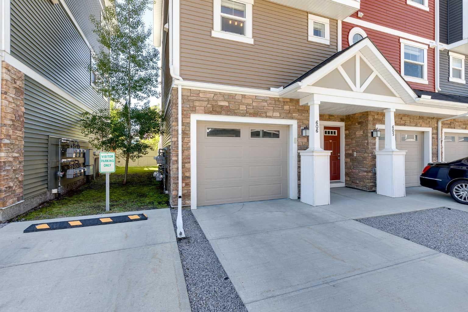 606, 1225 Kings Heights Way SE — photo 1