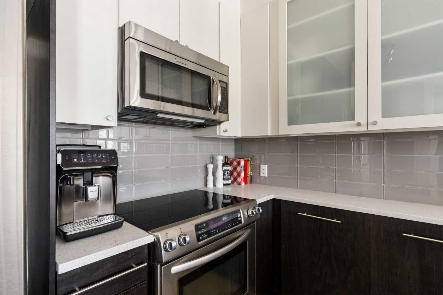 404, 836 Royal Avenue SW — photo 5