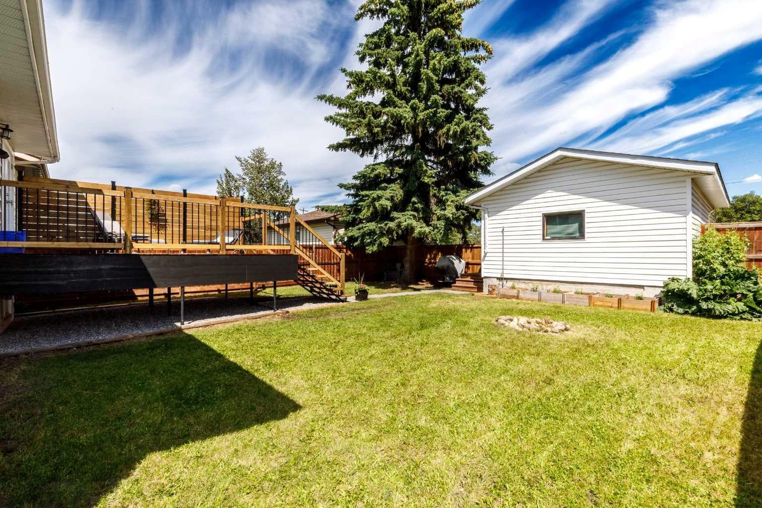 41 Mcdougall Crescent — photo 2