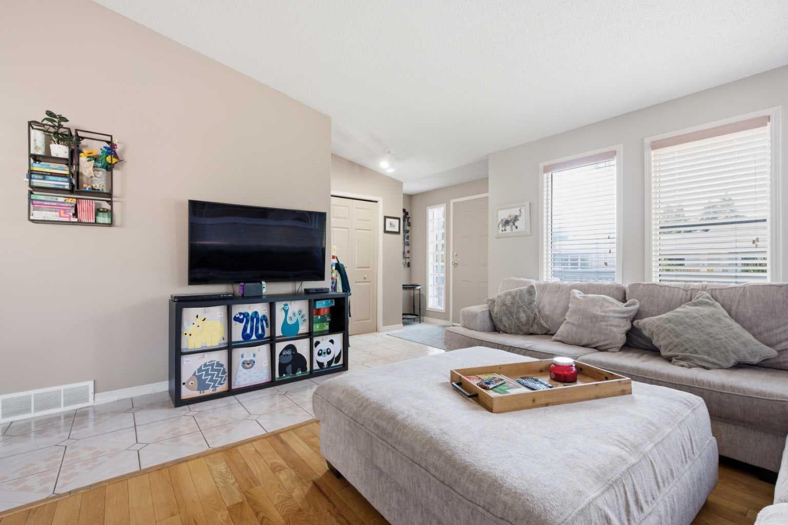 128 Sunvale Crescent SE — photo 5