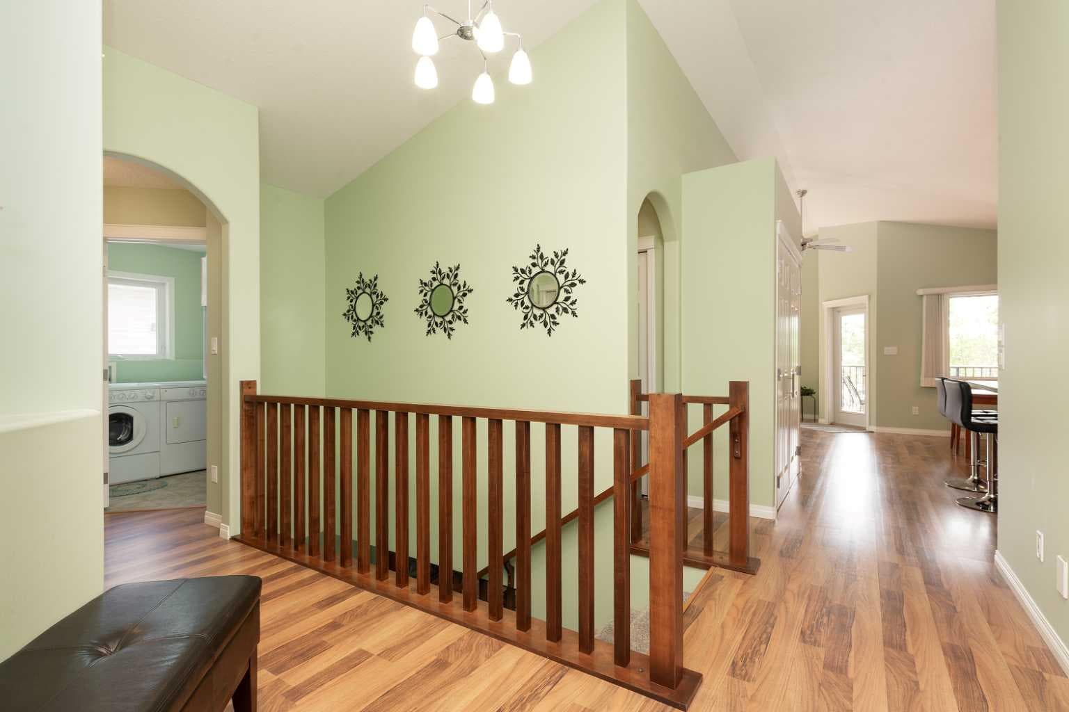 334 Mt Sunburst Way W — photo 5