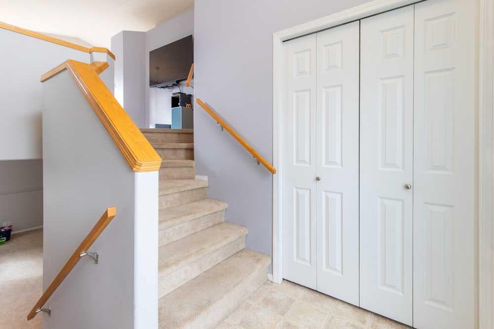 48 Blackfoot Court W — photo 4