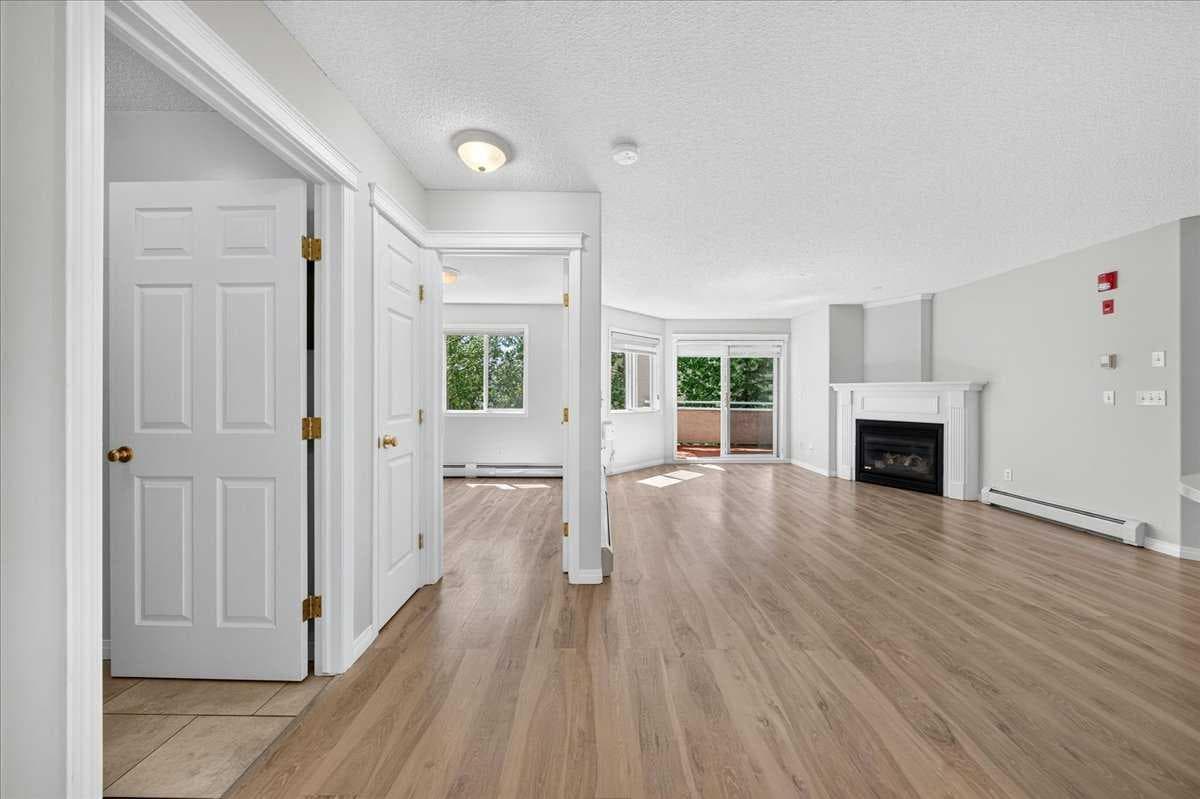 209, 26 Country Hills View NW — photo 3