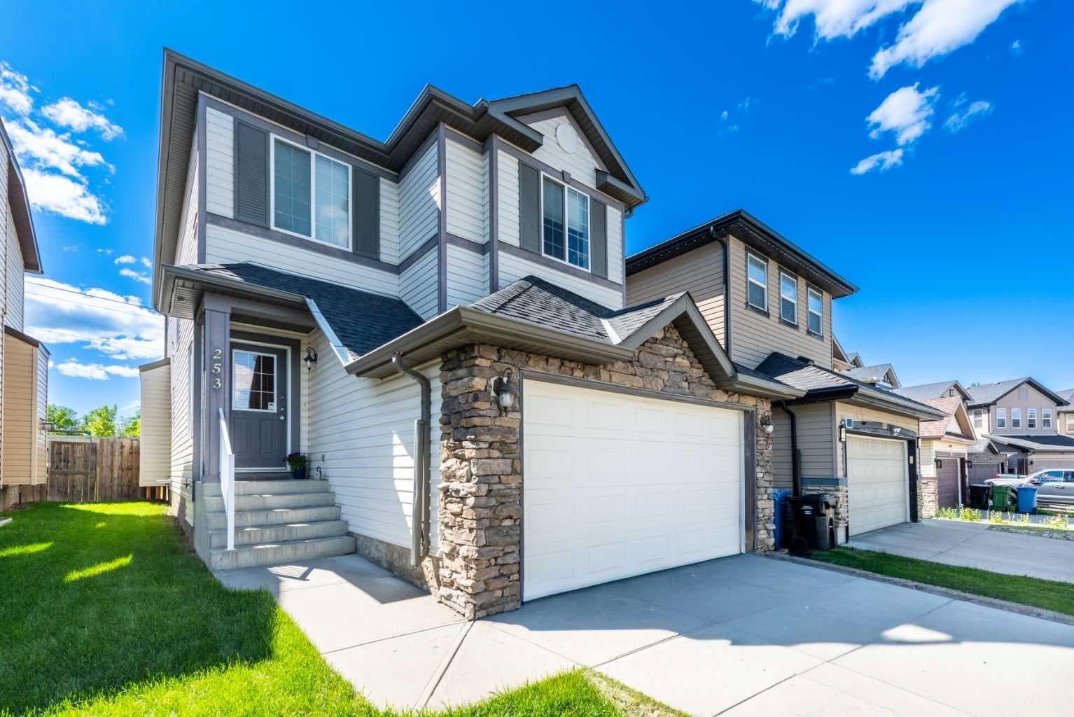 253 Bridleridge View SW — photo 1