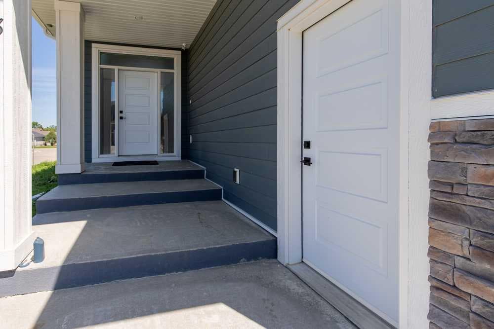 213 Greenwood Road — photo 4