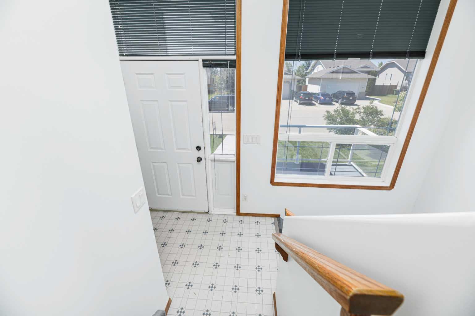 13 Duval Crescent — photo 3