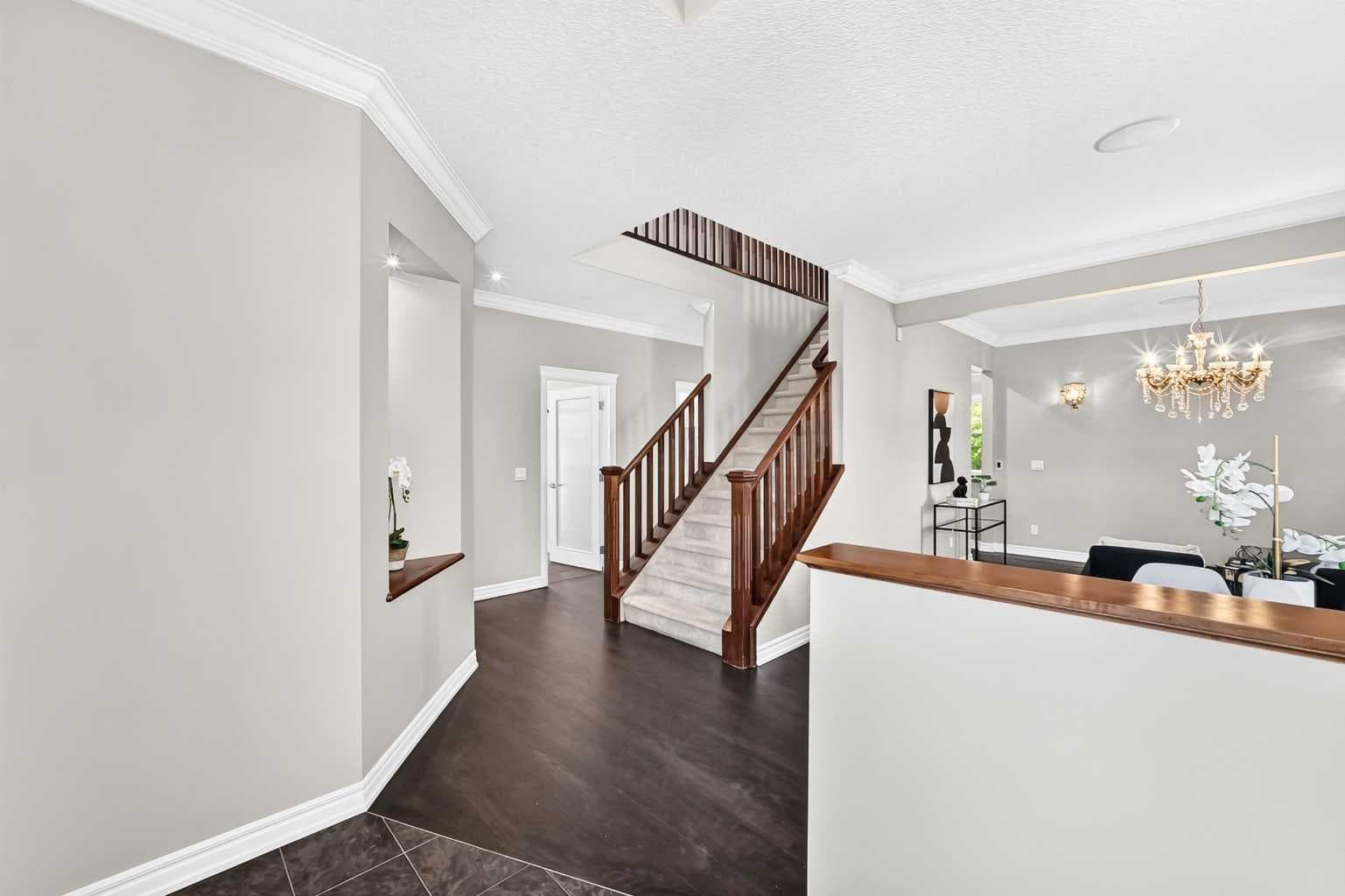 173 Aspenshire Drive SW — photo 2