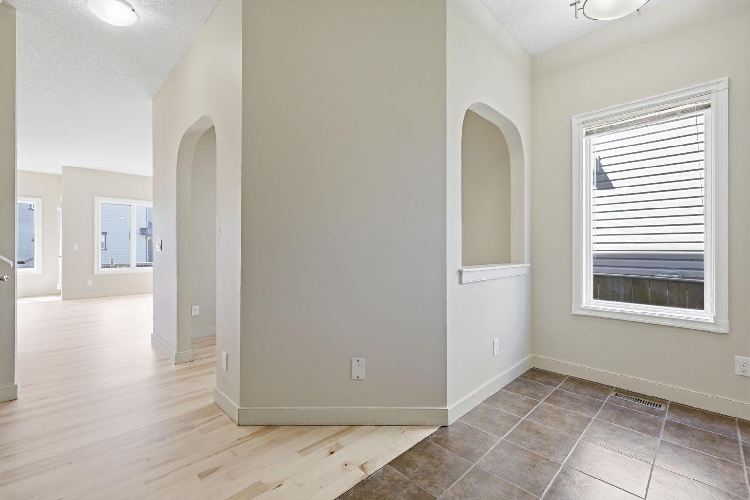 6 Evanspark Manor NW — photo 5