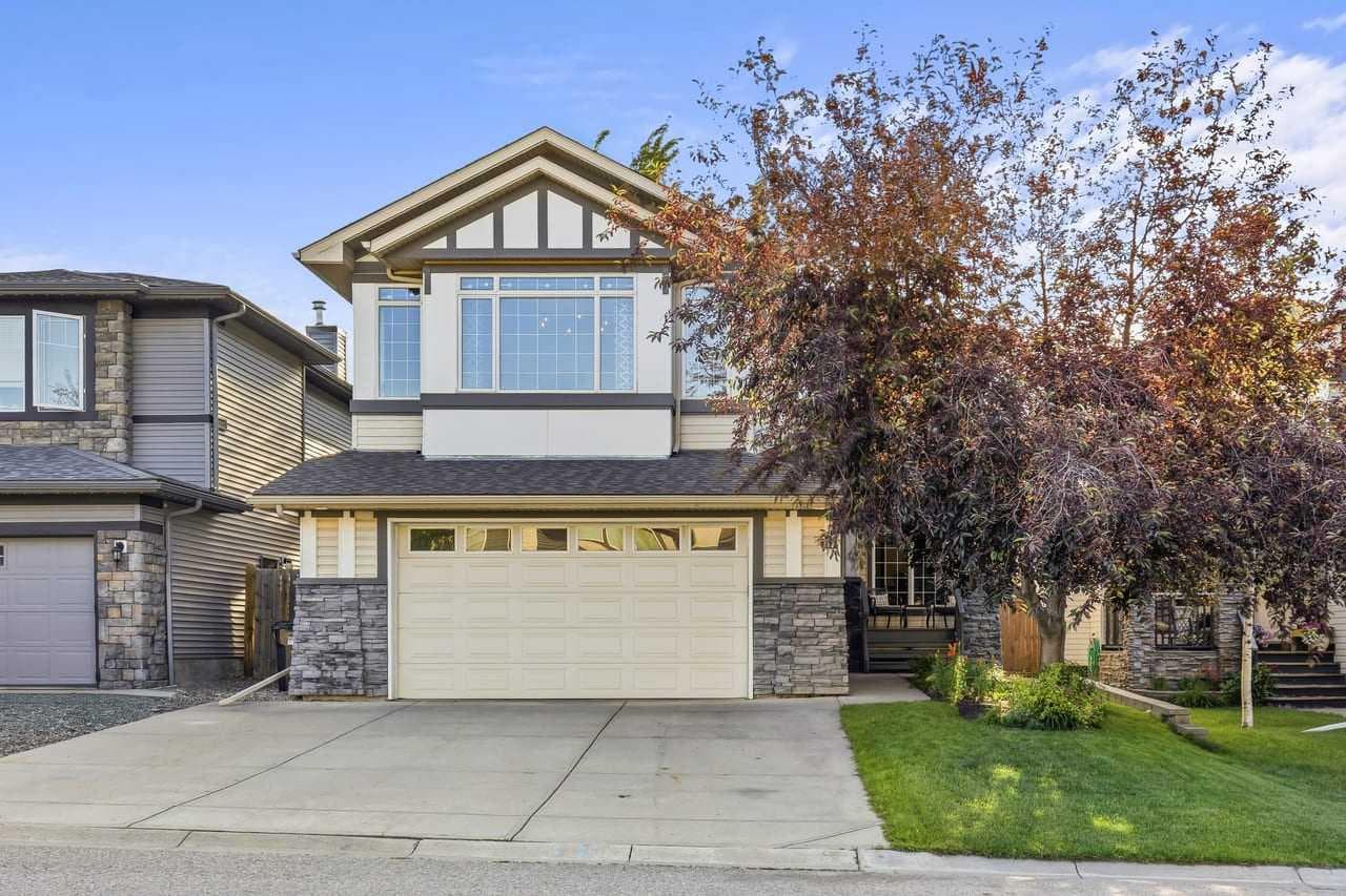 11 Chapala Square SE — photo 1