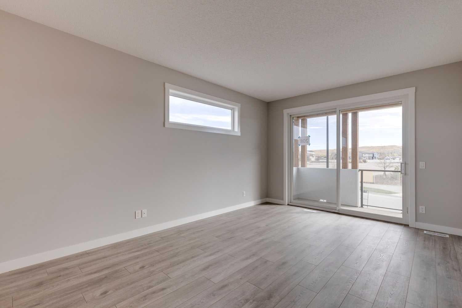306 Haskayne Drive NW — photo 4