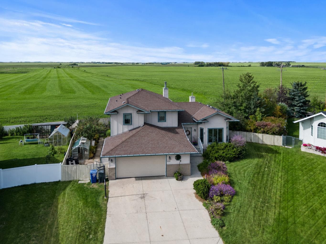 412 Harrison Court — photo 1