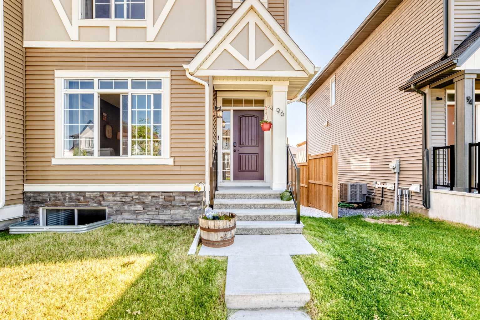 96 Wolf Gate — photo 2