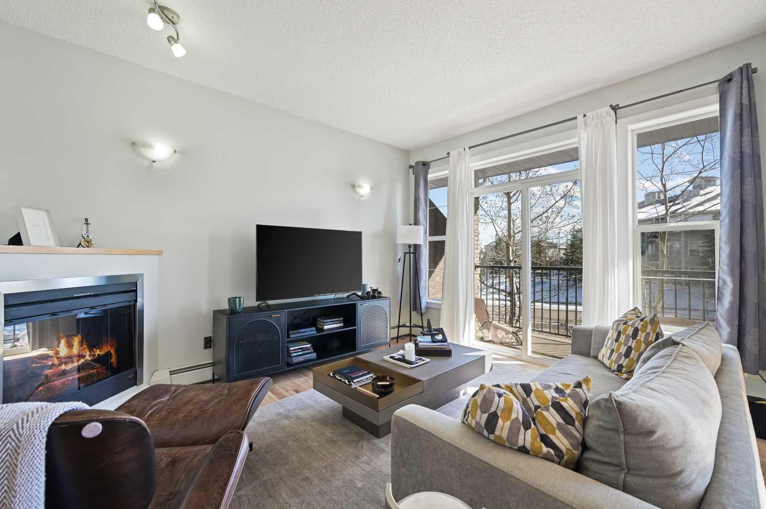 2205, 211 Aspen Stone Boulevard SW — photo 2
